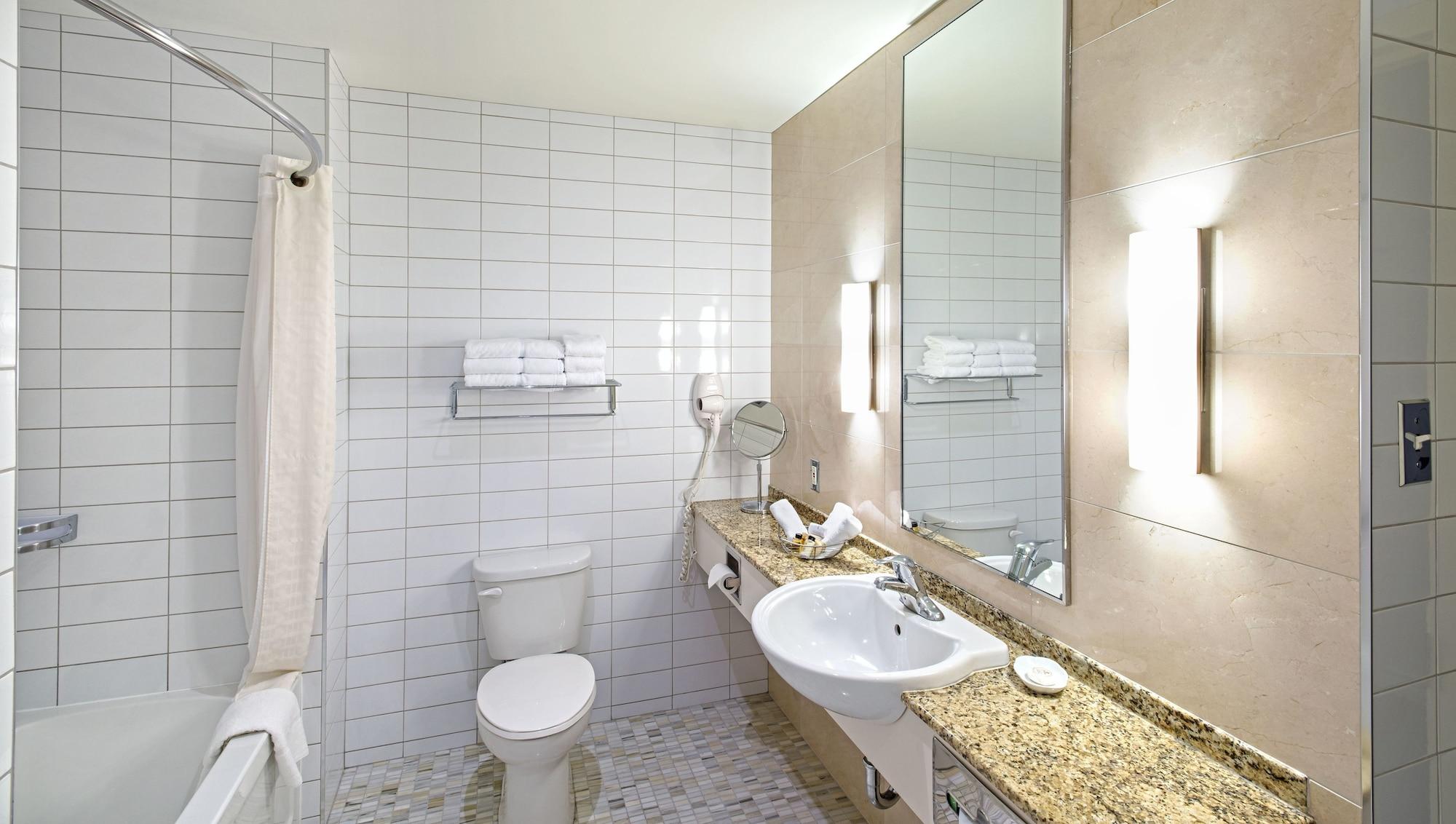 Le Square Phillips Hotel & Suites Монреаль Экстерьер фото